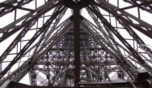 La Tour Eiffel est une antenne