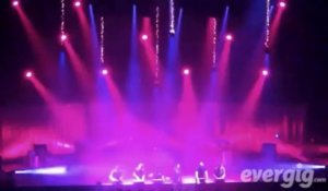 Zazie "Medley Brésilien (Temps plus vieux / Sur toi / Je suis un homme / Un point c'est toi)" - Le Dôme - Concert Evergig Live - Son HD