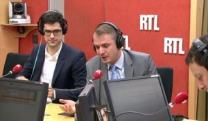 "Manuel Valls a le culte de la présence médiatique", dit David Revault d'Allonnes