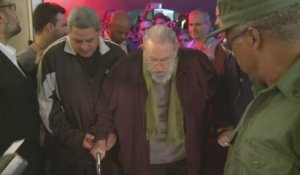 Fidel Castro apparaît en pubic pour la première fois depuis neuf mois