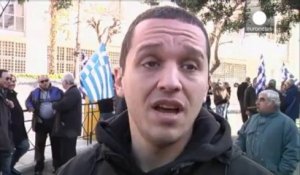 Grèce : trois nouveaux députés d'Aube Dorée devant la justice
