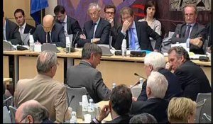 Auditions de MM. Alain Juppé, ministre des affaires étrangères et européennes, et Gérard Longuet, ministre de la défense - Mardi 5 Avril 2011