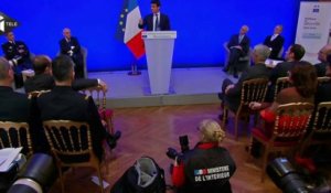 Delinquance : Valls justifie un bilan mitigé
