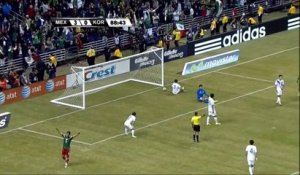 Mexique - Un hat-trick pour ses débuts en sélection !