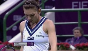 Doha - Halep sort Radwanska