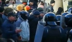 Ukraine : des heurts éclatent à nouveau à Kiev