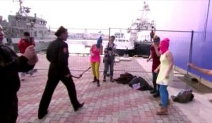 Les Pussy Riot tabassées par une milice cosaque à Sotchi
