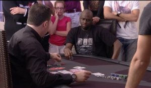 Zapping poker Audrey VS Abou - La Maison du Bluf 4
