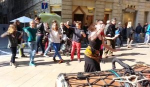Bordeaux : un mini flashmob pour dénoncer le nombre de rues qui portent encore des noms de négriers