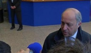 Fabius: " geler leurs avoirs et les empêcher de se déplacer à l'étranger" - 17/03