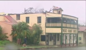 Le cyclone Ita souffle sur l'Australie, aucun mort
