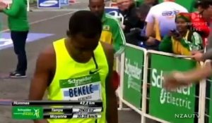 Pour son premier marathon, Kenenisa Bekele bat le record de l'épreuve à Paris en 2h05'02''