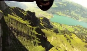Insane Wingsuit on the montain !
