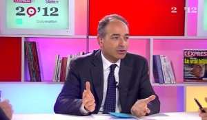 "Sarkozy baisse un impôt et le neutralise par un autre"
