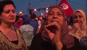 Tunisie: des milliers de manifestants dans les rues