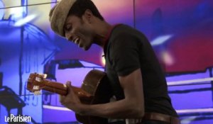 Live. Keziah Jones interprète « Memory » au Parisien