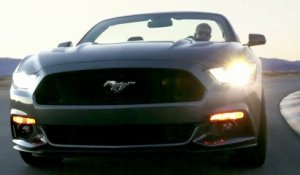Vidéo : Ford Mustang Cabriolet (2014)