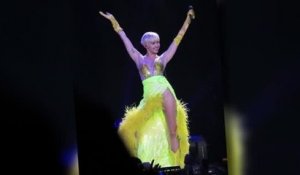 La tournée Bangerz de Miley arrive à Londres