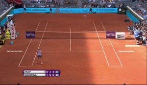 Madrid - Sharapova championne