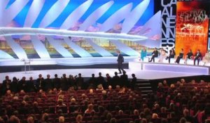Les intermittents perturbent "Le Grand Journal" et i-TELE à Cannes
