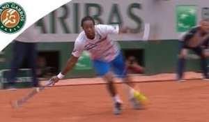Gaël Monfils : crazy dive shot at Roland Garros