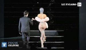 Rihanna à moitié nue au Gala du CFDA