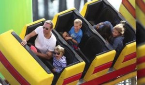 Chris Martin emmène ses enfants sur des montagnes russes