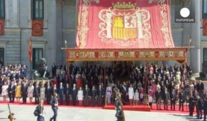 Espagne : un nouveau monarque en quête d'unité