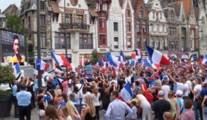 Béthune : La Marseillaise, avant la retransmission du match France-Allemagne, Grand-Place