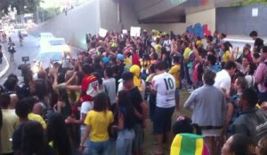 La foule acclame la Seleçao à Belo Horizonte