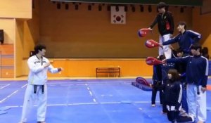 Un coup de maitre en Taekwondo : Quadruple kick.