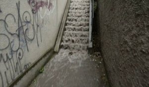 A Rethel, des torrents d'eau dans un escalier