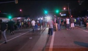 Ferguson: la manifestation dégénère une nouvelle fois