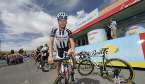 La Vuelta Etape 11 - Warren Barguil se livre au départ