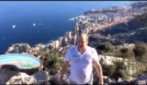Ice Bucket Challenge: François Hollande nommé par le Prince Albert de Monaco