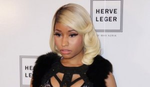 Nicki Minaj Delays Her Album
