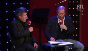 Philippe Chevallier et Régis Laspalès dans le Grand Studio Humour présenté par Laurent Boyer.