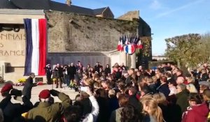 La Marseillaise chantée par des élèves des écoles de Boulogne-sur-Mer