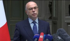 "Très forte probabilité" de la présence d'un Français parmi les bourreaux d'EI selon Cazeneuve