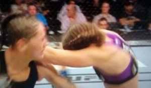 L'oreille de Leslie Smith explose dans un combat UFC180