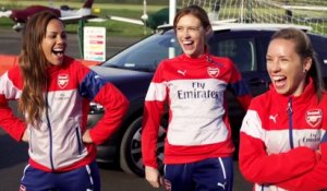 Les joueurs d'Arsenal surpris par une femme au volant #ParkingHero