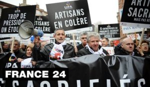 France : des patrons en colère battent le pavé contre les charges trop élevées