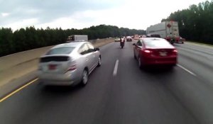 Crash en moto à grande vitesse sur l'autoroute