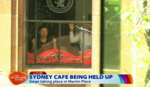 Deux otages s'échappent à Sydney