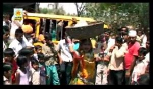 Chhori Chand Pool Me Ubhi | Marwadi Lokgeet 2014 | Rajasthani New Video Song