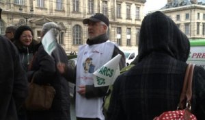 Center Parcs en Isère : manifestations des pro et anti devant le tribunal