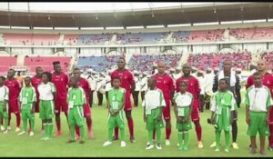AFRICA NEWS ROOM du 18/12/14 - Guinée Equatoriale : Comment se porte le football Equato Guinéen  - partie 2