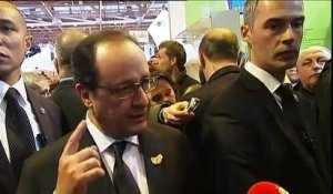 François Hollande appelle la majorité à la "responsabilité"