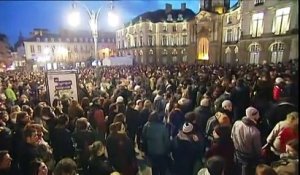 Partout en France, des rassemblements pour condamner l'attaque de "Charlie Hebdo"