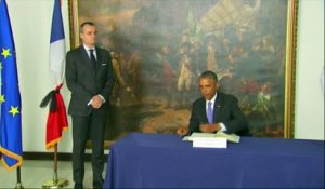 Obama offre ses condoléances à la France